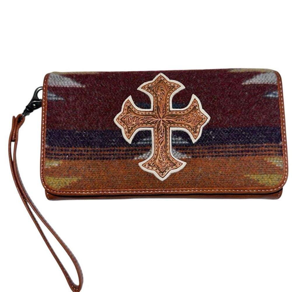 Nocona Birdie Wristlet Wallet Southwest Print Leather Cross Multi Color NEW